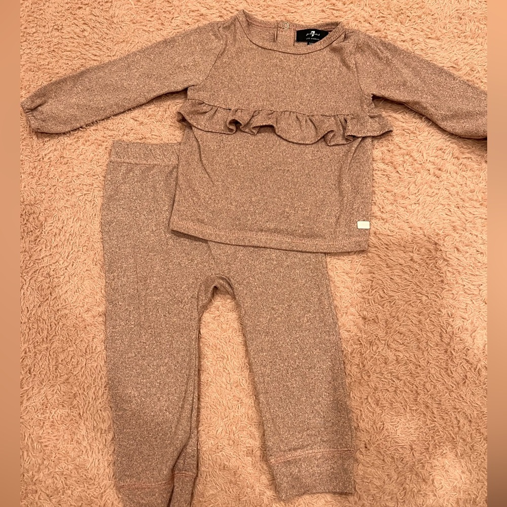Girls 2 piece purple set